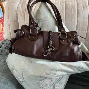 Elegant Brown Leather Handbag-trendy excellent condition new!